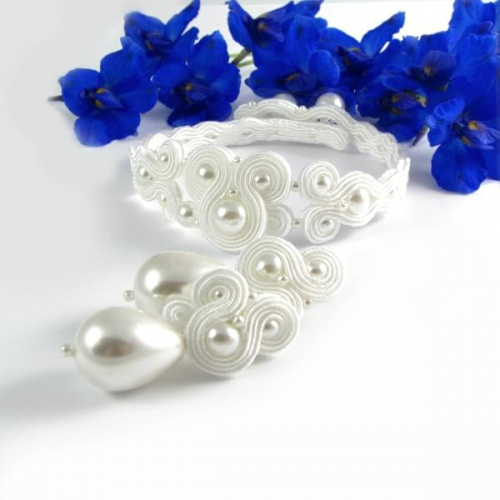 Biżuteria ślubna z perłami