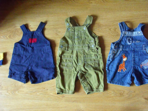 ogrodniczki bawełna George 0-3 m/ jeans Cherokee 0-3m po 5 zł/ ogrodniczki zielone Next 3-6m 8 zł