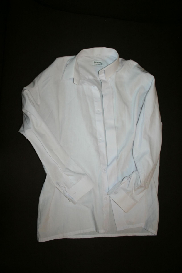 biała koszula #bluza #koszula #koszulka #spodnie