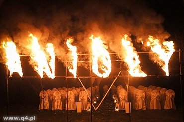 PŁONĄCY NAPIS #AniołyNaSzczudłach #AniołyNaŚlub #BańkiMydlane #fotoanimator #PłonącyNapis #szczudlarze