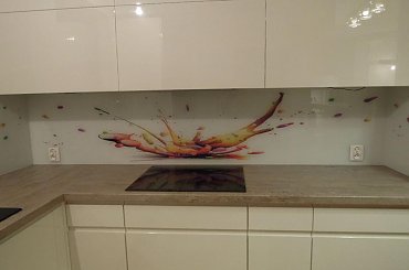 Szyba z grafiką #Saga #szyba #grafika #fototapeta