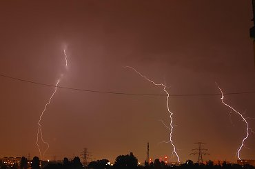 piorun #burza #piorun #WyładowaniaAtmosferyczne #niebo #ZjawiskaAtmosferyczne