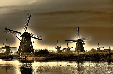 kinderdijk #holandia #kinderdijk #wiatraki